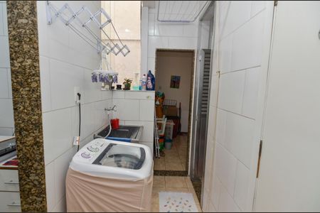 Apartamento à venda com 86m², 3 quartos e 1 vagaÁrea de Serviço