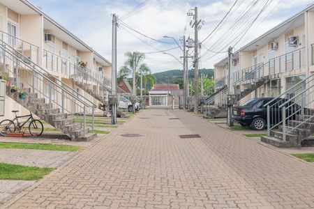 Casa de condomínio à venda com 43m², 2 quartos e 1 vagaÁrea comum