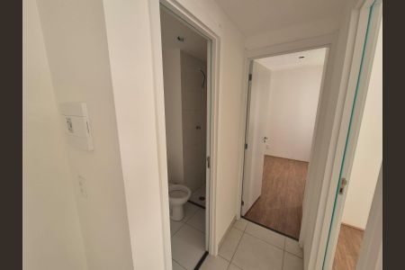 Corredor de apartamento para alugar com 2 quartos, 33m² em Parque Novo Mundo, São Paulo