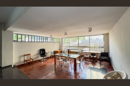 Apartamento à venda com 90m², 2 quartos e 1 vagaSalão de Festas