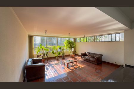 Apartamento à venda com 90m², 2 quartos e 1 vagaSalão de Festas