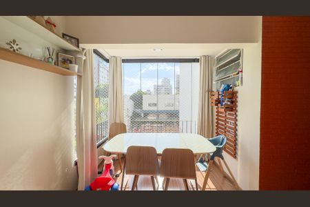 Sala de apartamento à venda com 2 quartos, 90m² em Alto da Boa Vista, São Paulo