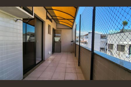 Apartamento para alugar com 385m², 3 quartos e 4 vagasVaranda da Suíte 3