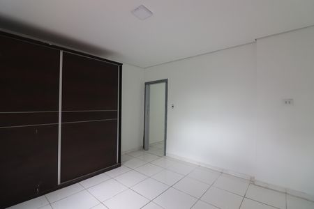 Casa para alugar com 150m², 2 quartos e 3 vagasQuarto 1