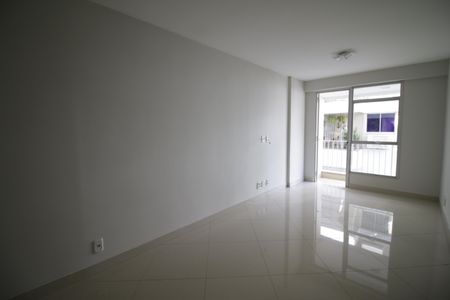 Sala de apartamento para alugar com 2 quartos, 71m² em Freguesia (jacarepaguá), Rio de Janeiro