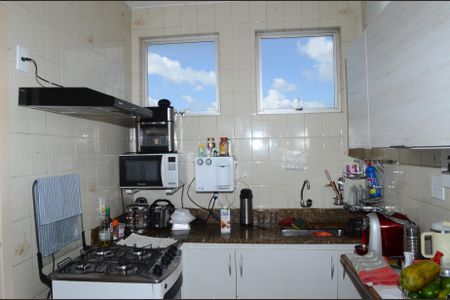 Apartamento à venda com 94m², 3 quartos e 2 vagasCozinha