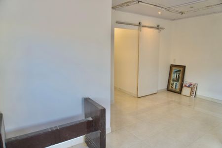 Sala e Quarto de kitnet/studio para alugar com 1 quarto, 61m² em Palmeiras, Belo Horizonte