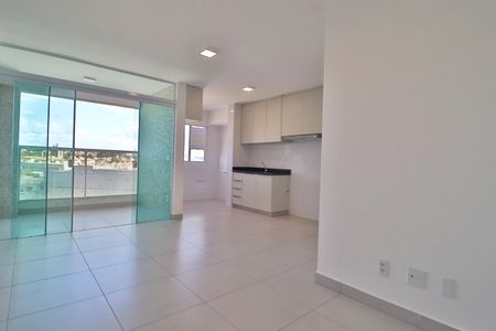 Sala de apartamento para alugar com 3 quartos, 73m² em Granja Marileusa, Uberlândia