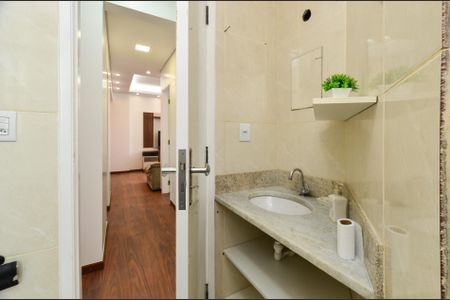 Apartamento para alugar com 63m², 3 quartos e 1 vaga Apartamento para alugar com 63m², 3 quartos e 1 vagaBanheiro