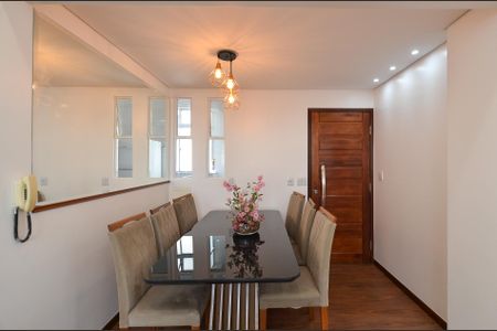 Apartamento para alugar com 63m², 3 quartos e 1 vaga Apartamento para alugar com 63m², 3 quartos e 1 vagaSala de Jantar