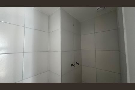 Apartamento à venda com 53m², 2 quartos e 1 vaga Apartamento à venda com 53m², 2 quartos e 1 vagaBanheiro