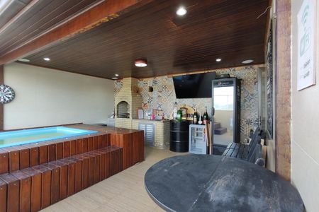 Apartamento à venda com 109m², 2 quartos e 1 vagaPiscina