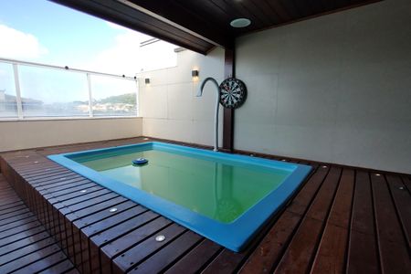 Apartamento à venda com 109m², 2 quartos e 1 vagaPiscina