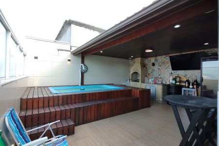 Apartamento à venda com 109m², 2 quartos e 1 vagaPiscina