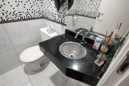 Apartamento à venda com 109m², 2 quartos e 1 vagaLavabo