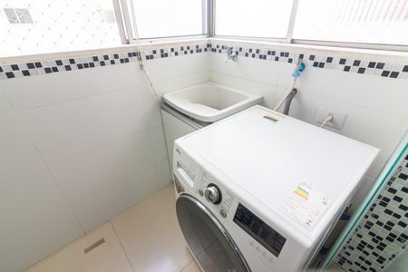 Apartamento à venda com 87m², 3 quartos e 1 vagaÁrea de Serviço