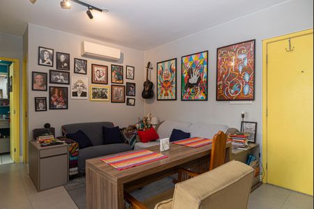 Apartamento para alugar com 57m², 2 quartos e 1 vagaSala