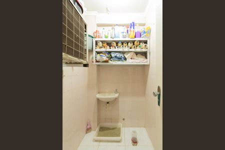 Apartamento para alugar com 113m², 3 quartos e 1 vaga Apartamento para alugar com 113m², 3 quartos e 1 vagaBanheiro Área de Serviço