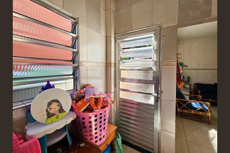 Casa para alugar com 180m², 2 quartos e 2 vagasSala 2