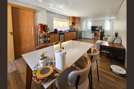 Casa para alugar com 180m², 2 quartos e 2 vagasSala/Cozinha