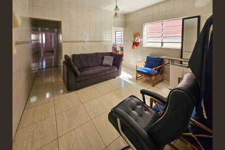 Casa para alugar com 180m², 2 quartos e 2 vagasSala 2