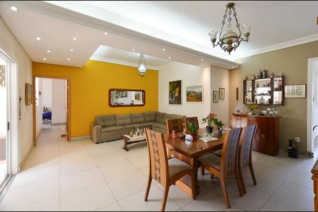 Apartamento para alugar com 200m², 4 quartos e 1 vagaSala Ambientes