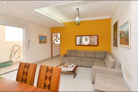 Apartamento para alugar com 200m², 4 quartos e 1 vagaSala Ambientes