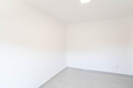 Quarto  de casa para alugar com 1 quarto, 36m² em Campo Grande, Rio de Janeiro