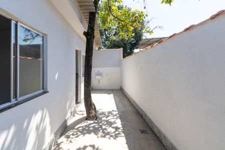 Casa para alugar com 36m², 1 quarto e sem vagaÁrea de Serviço