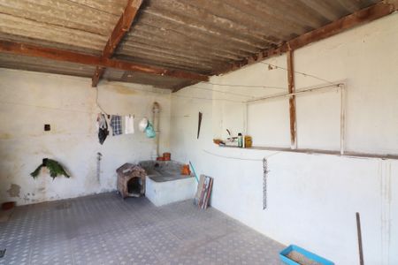 Casa à venda com 150m², 2 quartos e 1 vagaÁrea de Serviço