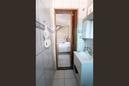 Casa à venda com 150m², 2 quartos e 2 vagasQuarto 2 - Suíte Banheiro 