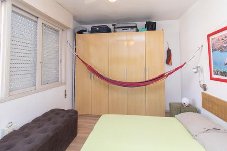 Quarto 2 de apartamento à venda com 2 quartos, 69m² em Teresópolis, Porto Alegre