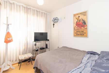 Quarto 1 de apartamento à venda com 2 quartos, 69m² em Teresópolis, Porto Alegre
