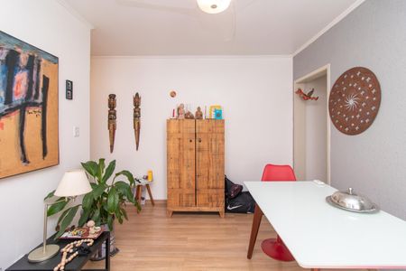 Sala de apartamento à venda com 2 quartos, 69m² em Teresópolis, Porto Alegre