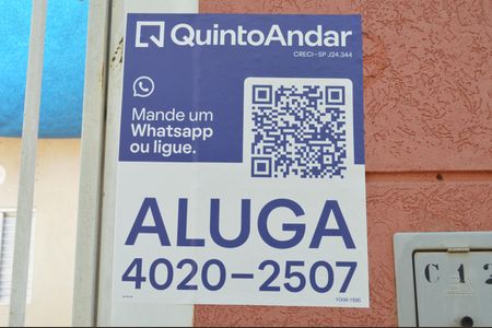 Casa para alugar com 78m², 2 quartos e 1 vagaPlaca instalada em 20/04 com o código YIXW-1590