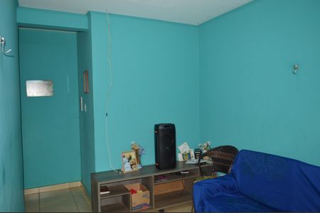 Casa para alugar com 78m², 2 quartos e 1 vagaSala