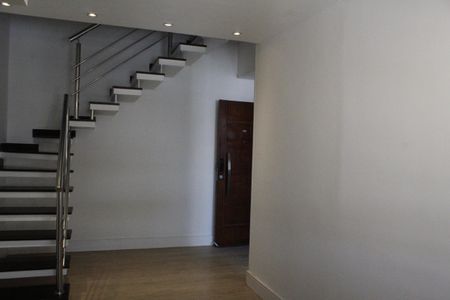 Apartamento à venda com 90m², 2 quartos e 1 vagaSala