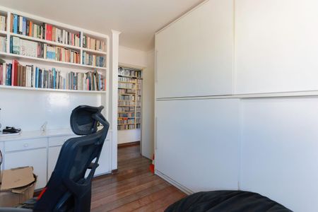 Apartamento à venda com 127m², 3 quartos e 1 vaga Apartamento à venda com 127m², 3 quartos e 1 vagaQuarto 2