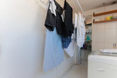 Apartamento à venda com 127m², 3 quartos e 1 vaga Apartamento à venda com 127m², 3 quartos e 1 vagaÁrea de serviço