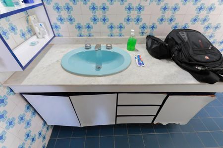 Apartamento à venda com 127m², 3 quartos e 1 vaga Apartamento à venda com 127m², 3 quartos e 1 vagaBanheiro social
