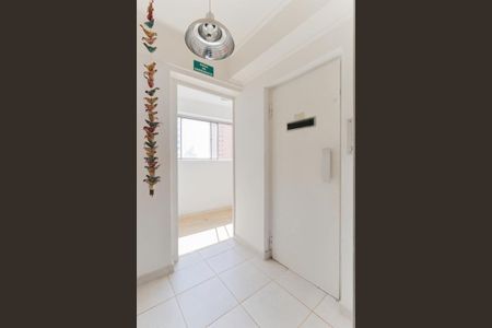 Apartamento à venda com 127m², 3 quartos e 1 vaga Apartamento à venda com 127m², 3 quartos e 1 vagaHall exclusivo