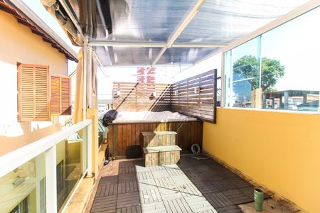 Casa para alugar com 140m², 3 quartos e 3 vagasVaranda