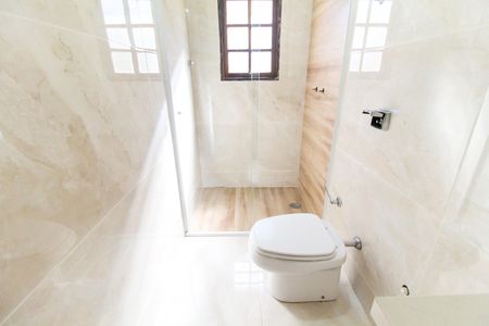 Casa para alugar com 140m², 3 quartos e 3 vagasBanheiro da Suíte