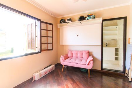 Casa para alugar com 140m², 3 quartos e 3 vagasSuíte