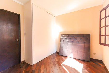 Casa para alugar com 140m², 3 quartos e 3 vagasSuíte