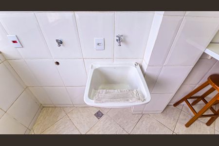 Apartamento à venda com 74m², 2 quartos e 1 vagaÁrea de Serviço