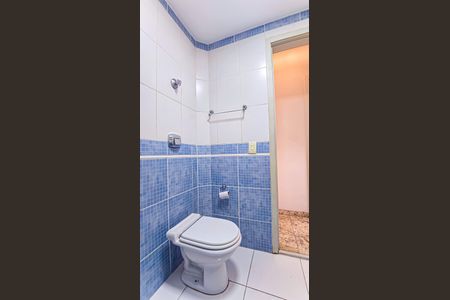 Apartamento à venda com 74m², 2 quartos e 1 vagaBanheiro Social