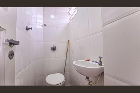 Apartamento à venda com 74m², 2 quartos e 1 vagaBanheiro de serviço