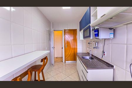 Apartamento à venda com 74m², 2 quartos e 1 vagaCozinha