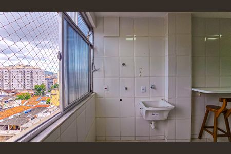 Apartamento à venda com 74m², 2 quartos e 1 vagaÁrea de Serviço